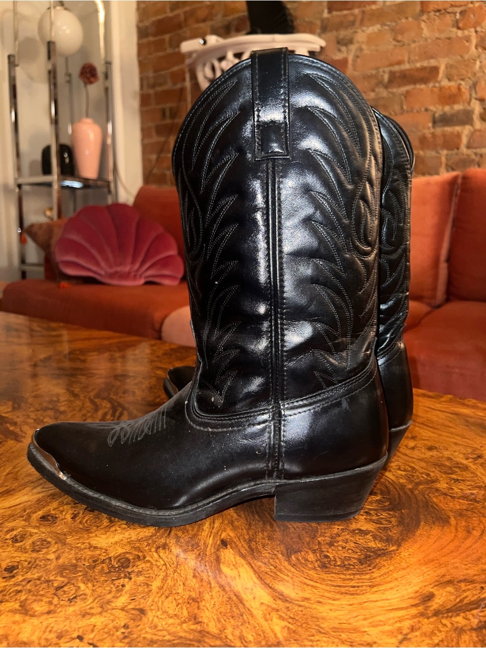Laredo Black Leather Western Cowboy Boots with Pointed Toe - Picture 4 of 6